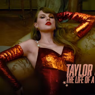 Taylor Swift The Life of A Showgirl desktop wallpaper