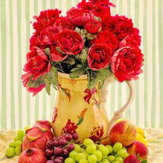 Flowers in a vase wallpaper