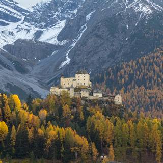 Tarasp Castle wallpaper