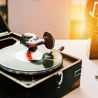 Vintage audio wallpaper