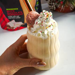 Ice cream and sugar cookies wallpaper