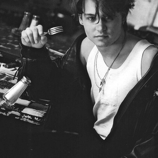 Johnny Depp 90s wallpaper