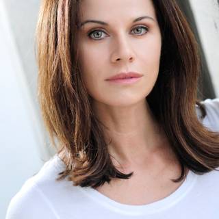 Jennifer Taylor wallpaper