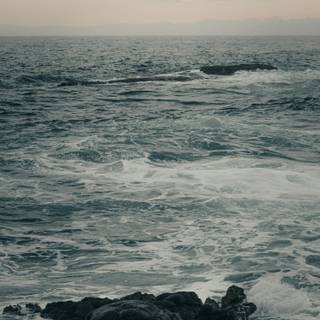 iPhone deep ocean wallpaper