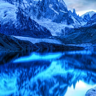 Winter mountain Android wallpaper