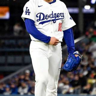 Yoshinobu Yamamoto wallpaper