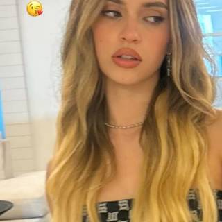 Daniela Avanzini wallpaper