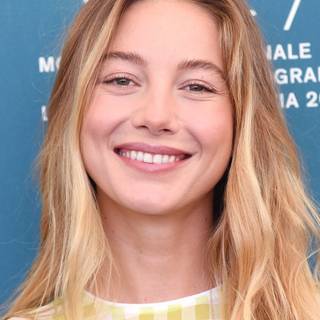 Charlotte Vega wallpaper