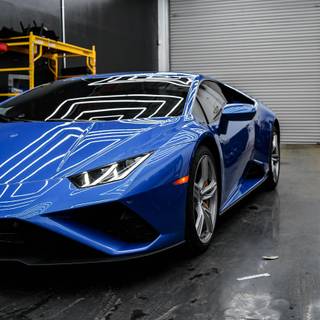 Blue Lamborghini Huracán wallpaper