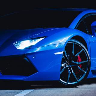 Blue Lamborghini Huracán wallpaper