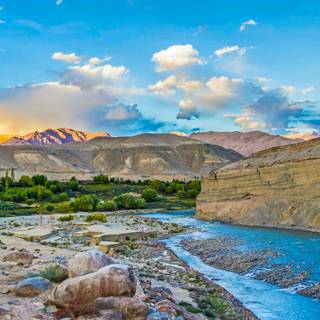 Vale of Kashmir wallpaper