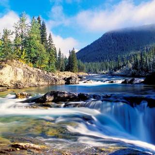 Vale of Kashmir wallpaper