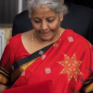 Nirmala Sitharaman wallpaper