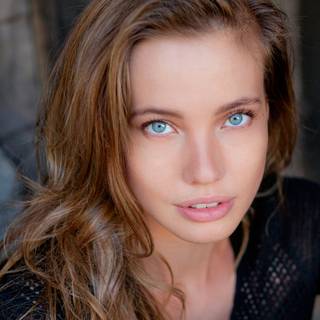Stephanie Corneliussen wallpaper