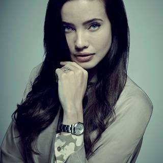 Stephanie Corneliussen wallpaper