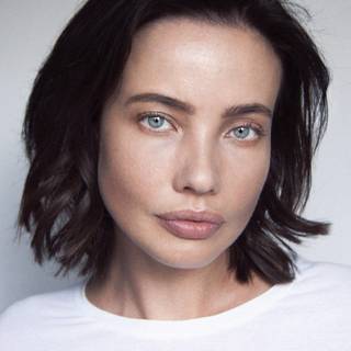 Stephanie Corneliussen wallpaper