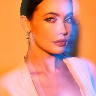 Stephanie Corneliussen wallpaper