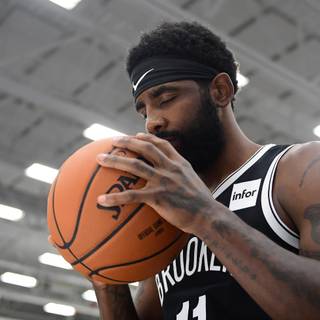 Basketball player 4k desktop wallpaper