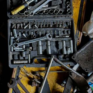 Mechanic tools wallpaper