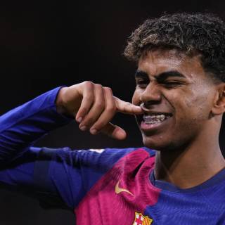 Lamine Yamal Barcelona wallpaper