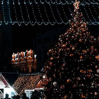 Christmas in Dubai wallpaper