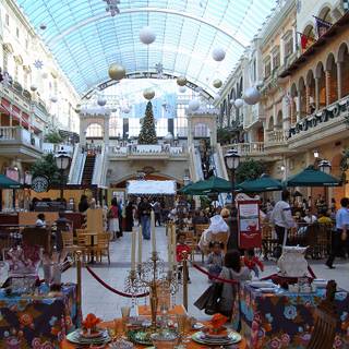 Christmas in Dubai wallpaper