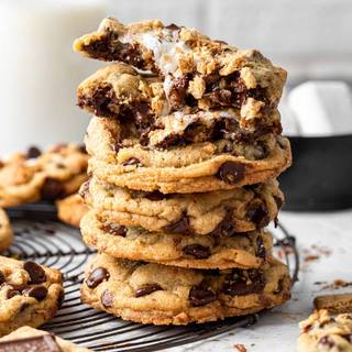 Cookie with marshmallow wallpaper