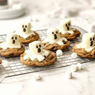 Cookie with marshmallow wallpaper