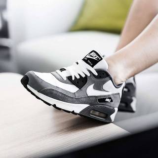 Nike Air Max black wallpaper