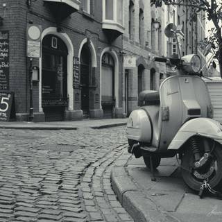 Vespa vintage wallpaper
