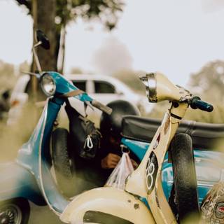 Vespa vintage wallpaper