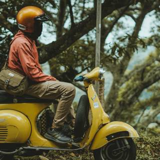 Vespa vintage wallpaper
