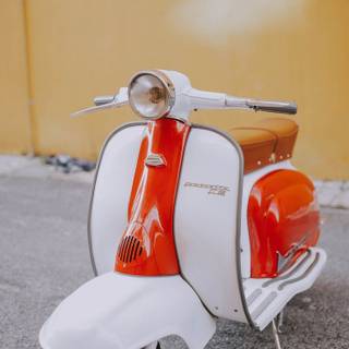 Vespa vintage wallpaper