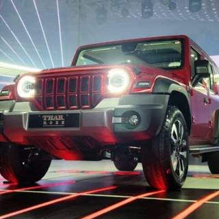 Mahindra Thar Roxx wallpaper