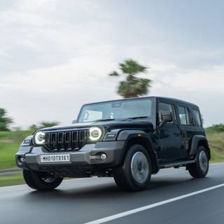 Mahindra Thar Roxx wallpaper