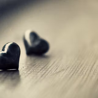 Love black and white wallpaper