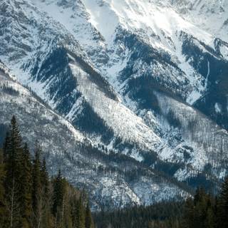 Snowy day mountains wallpaper