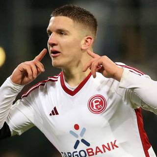 Christos Tzolis wallpaper