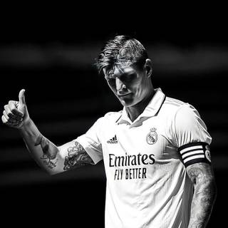 Toni Kroos 4k iPhone wallpaper