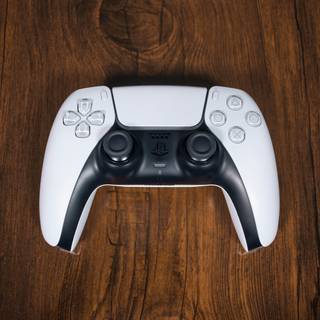 4k black and white PS5 wallpaper