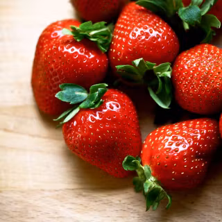 Strawberry desktop wallpaper