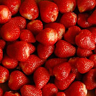 Strawberry desktop wallpaper