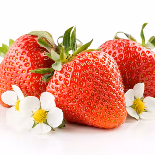 Strawberry desktop wallpaper