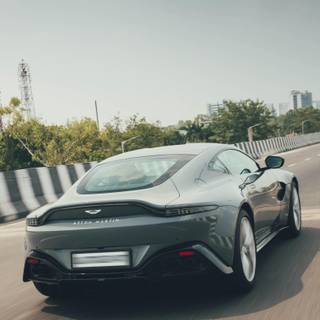 Phone Aston Martin wallpaper