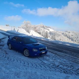 Subaru Impreza winter wallpaper
