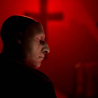 She's Leaving wallpaper