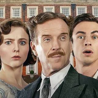 Fackham Hall wallpaper