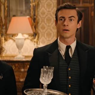 Fackham Hall wallpaper