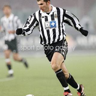 Zidane Juventus wallpaper