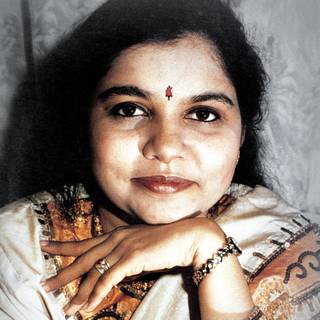 Sadhana Sargam wallpaper